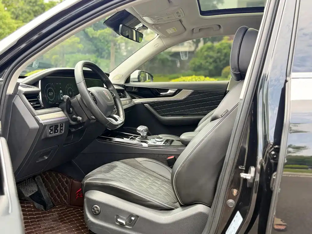 HONGQI HS5 2021