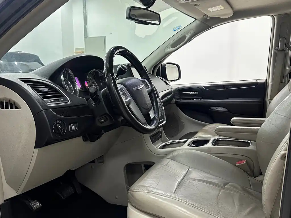 CHRYSLER BIG 捷龙 IMPORT 2014