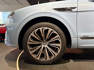 BENTLEY BENTAYGA 2023 YEAR 4.0T V8 ELEGANT EDITION 2023