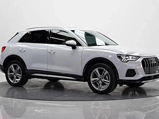 AUDI Q3  2021 YEAR 35 TFSI  EDITION 2021