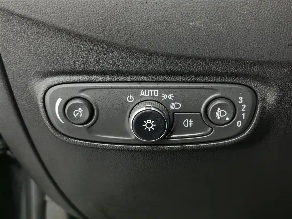CHEVROLET EXPLORER 2022