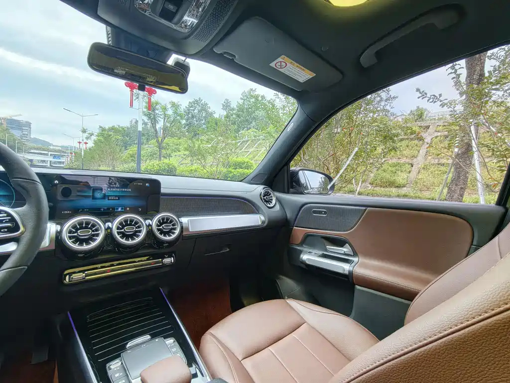 MERCEDES BENZ GLB 2022