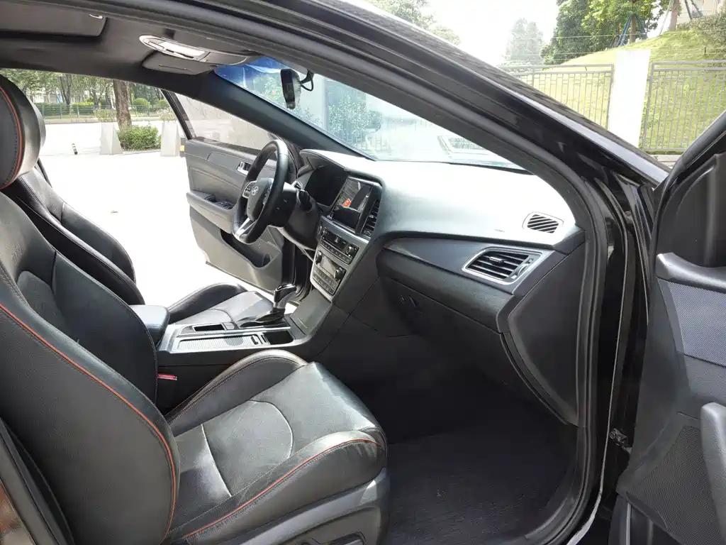 HYUNDAI SONATA 2016
