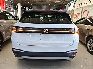 VOLKSWAGEN ID.4 X  2025 YEAR  YEAR  SMART EDITION 2025
