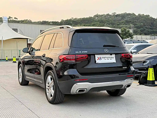 MERCEDES BENZ GLB 2023