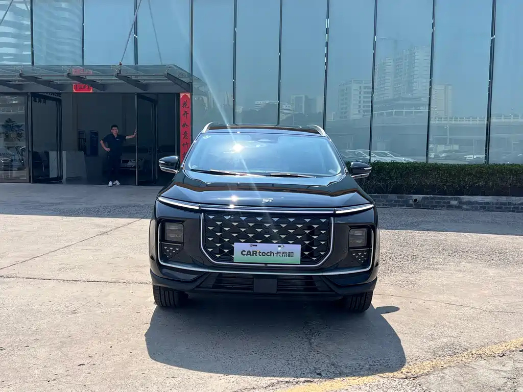 JETOUR SHANHAI L9 2025