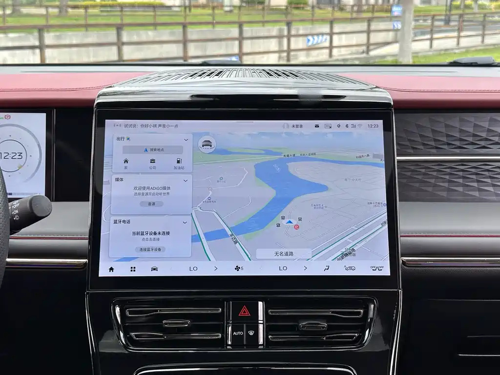 TRUMPCHI M8 2023
