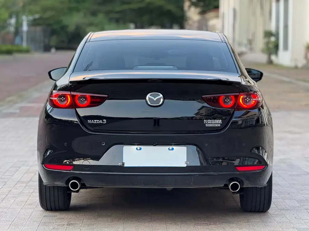 MAZDA 3 AXELA 2023