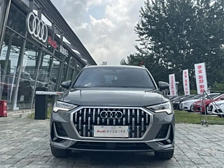 AUDI Q3  2024