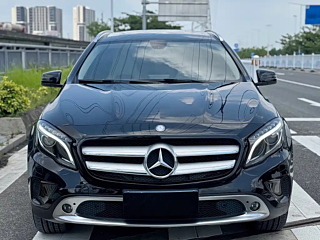 MERCEDES BENZ GLA 2015