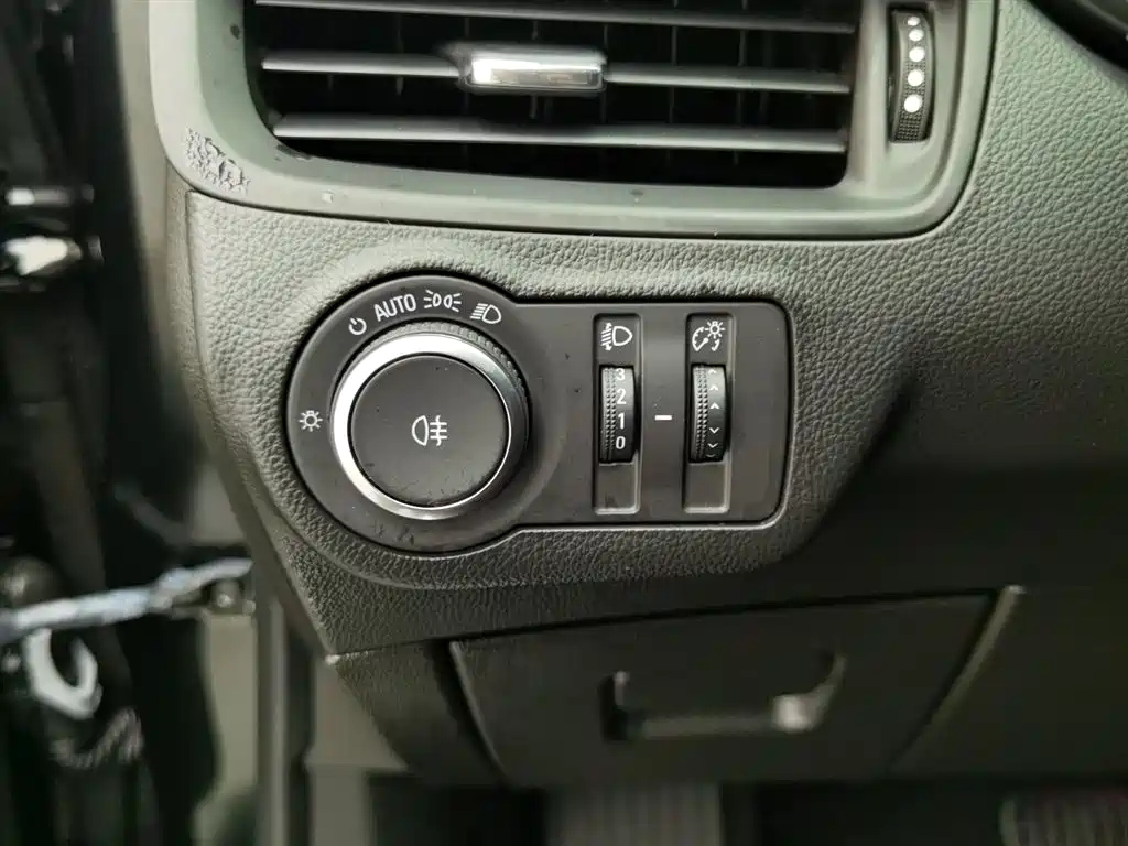 BUICK ENVISION 2021