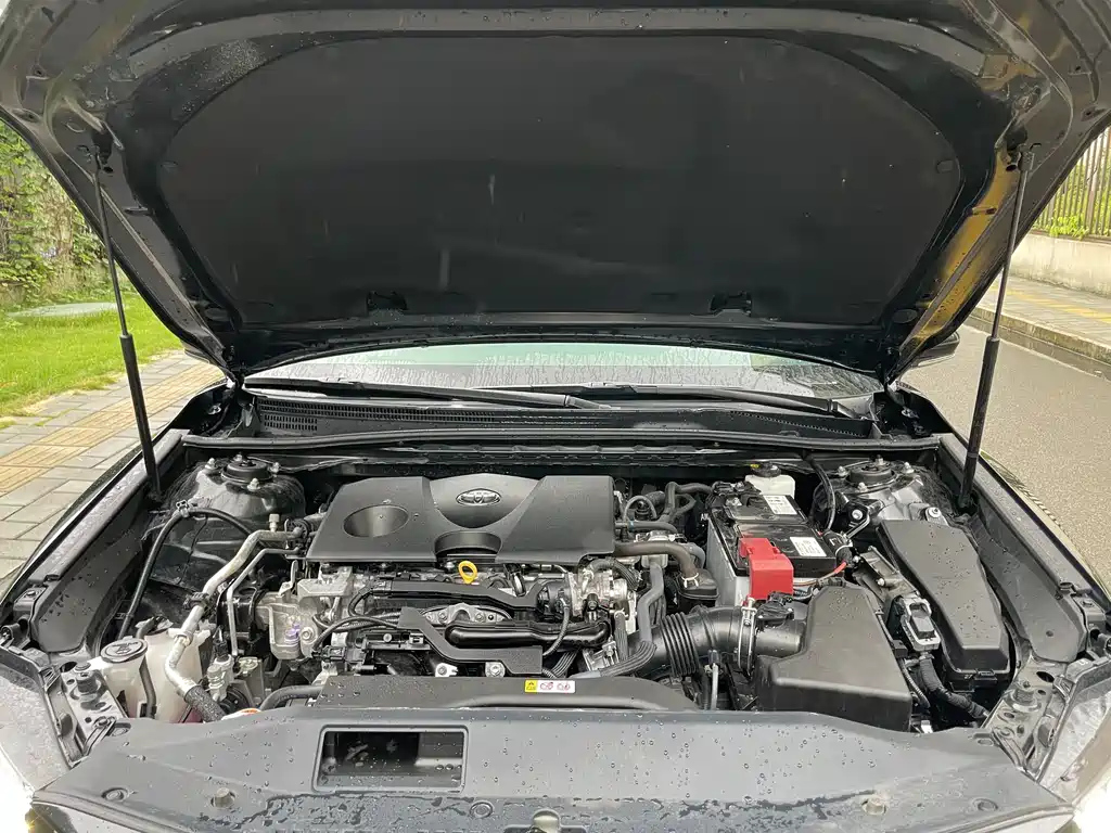 TOYOTA CAMRY 2023