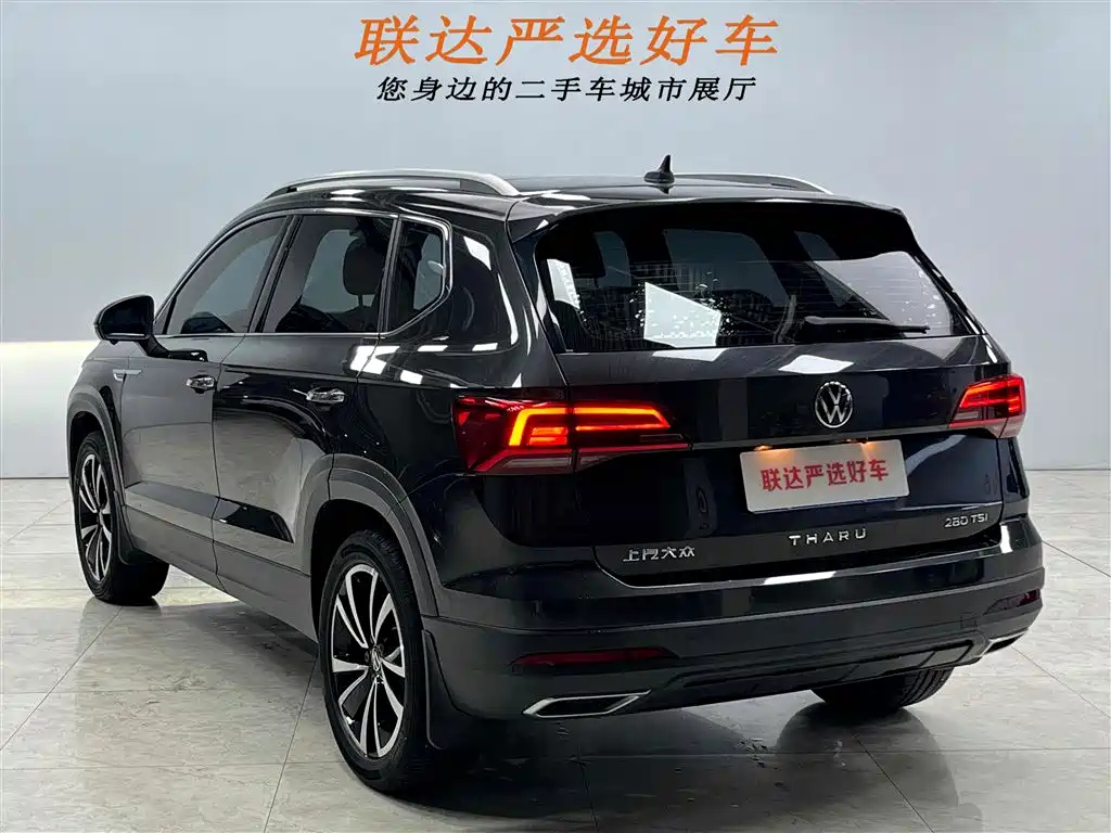 VOLKSWAGEN THARU 2021