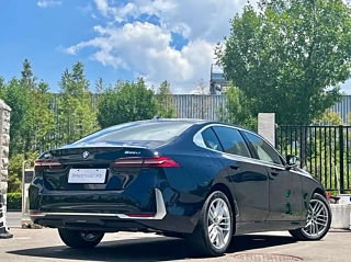 Заказать BMW 5-SERIES