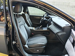 DONGFENG AEOLUS MAX  2021 YEAR 1.5T  EDITION 2021