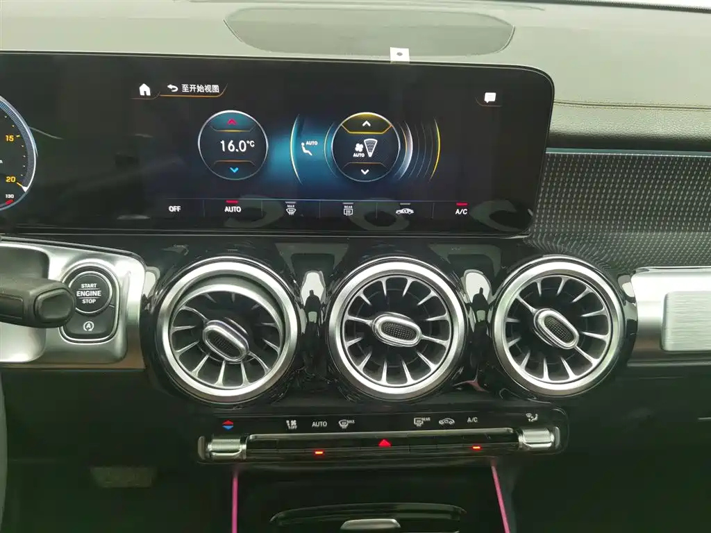 MERCEDES BENZ GLB 2021