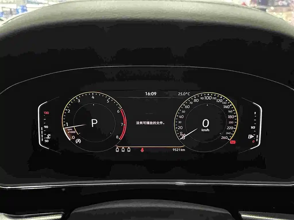 VOLKSWAGEN PASSAT 2024