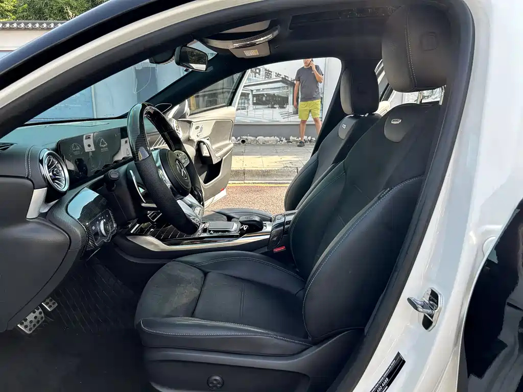 MERCEDES BENZ A-CLASS 2021
