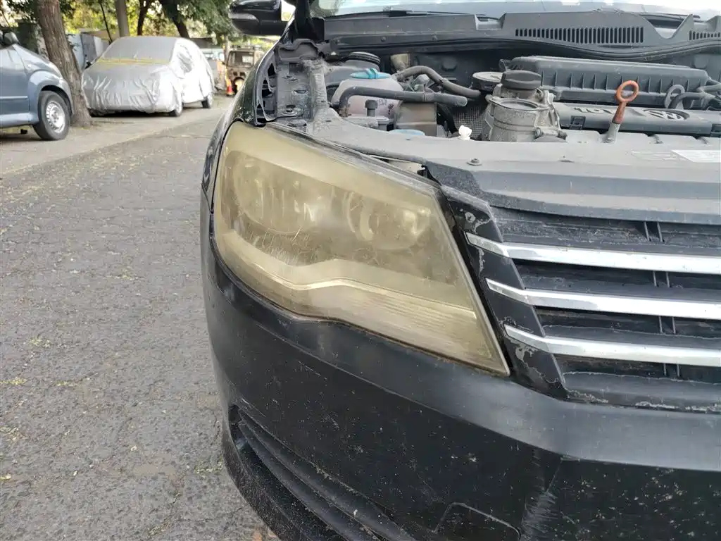 VOLKSWAGEN BORA 2014