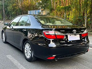 TOYOTA CAMRY 2016