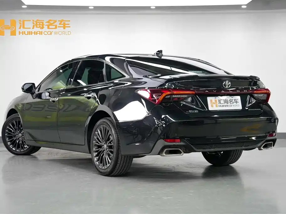 TOYOTA AVALON 2024