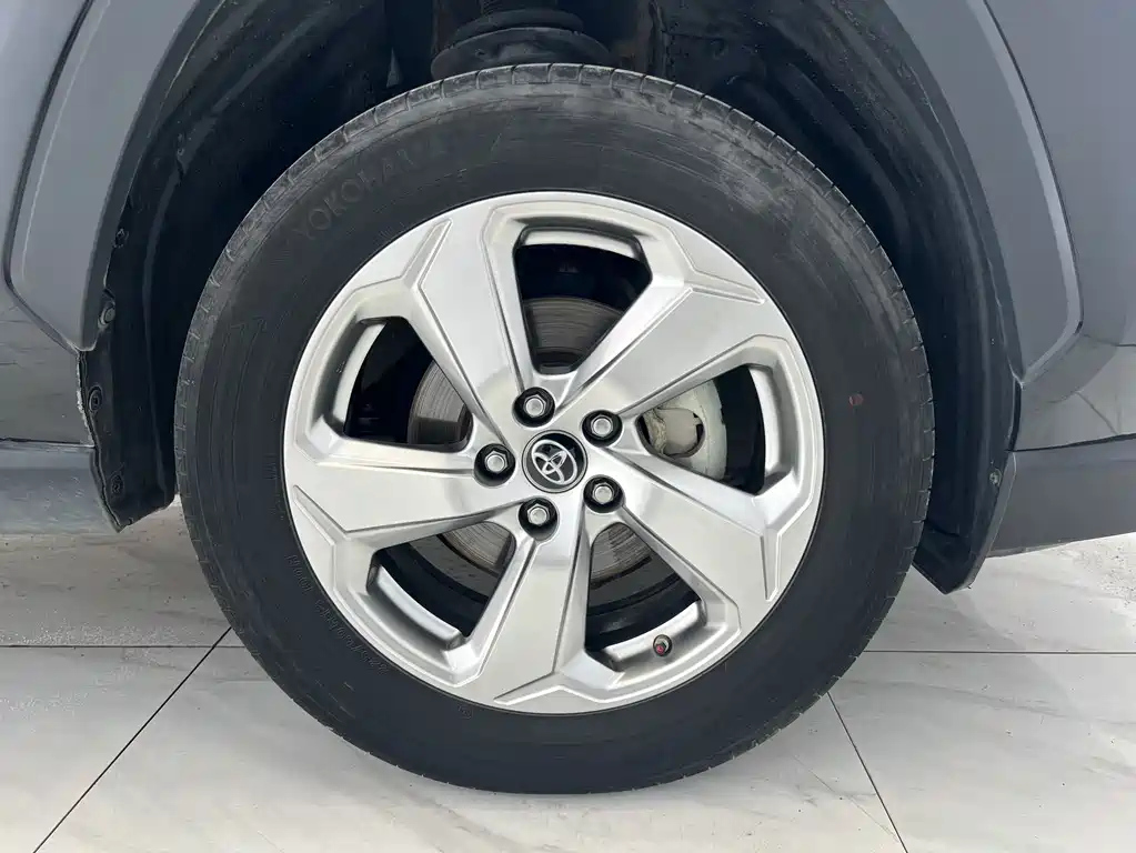 TOYOTA RAV4 RONGFANG 2021