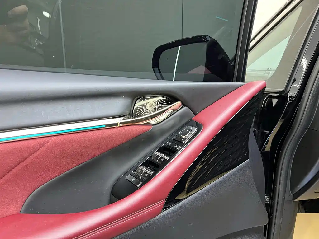 TRUMPCHI E9 2025