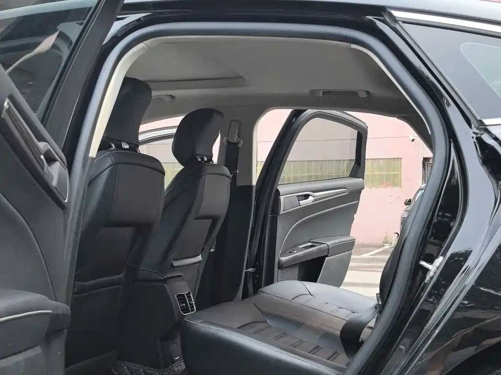 FORD MONDEO 2020