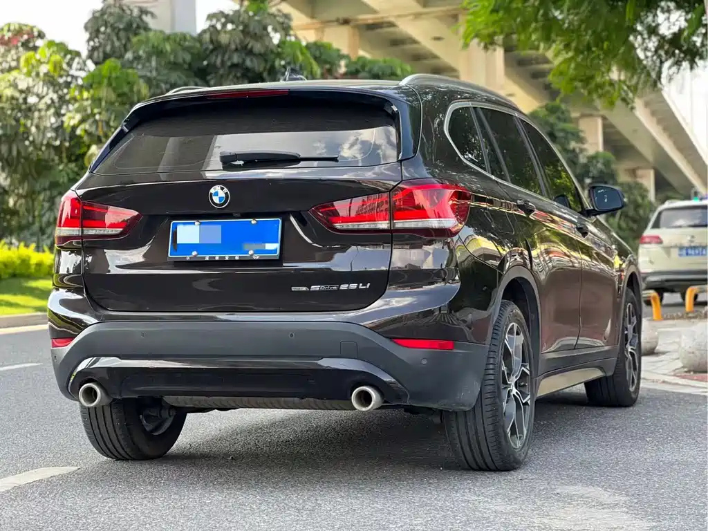 BMW X1 2021