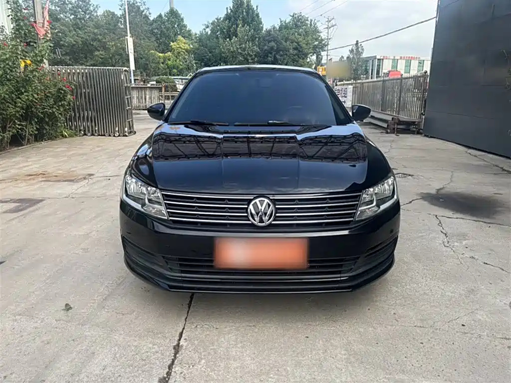 VOLKSWAGEN LAVIDA 2018