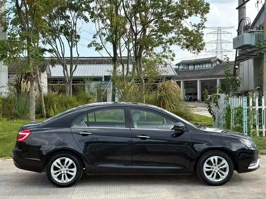 GEELY AUTO EMGRAND 2014