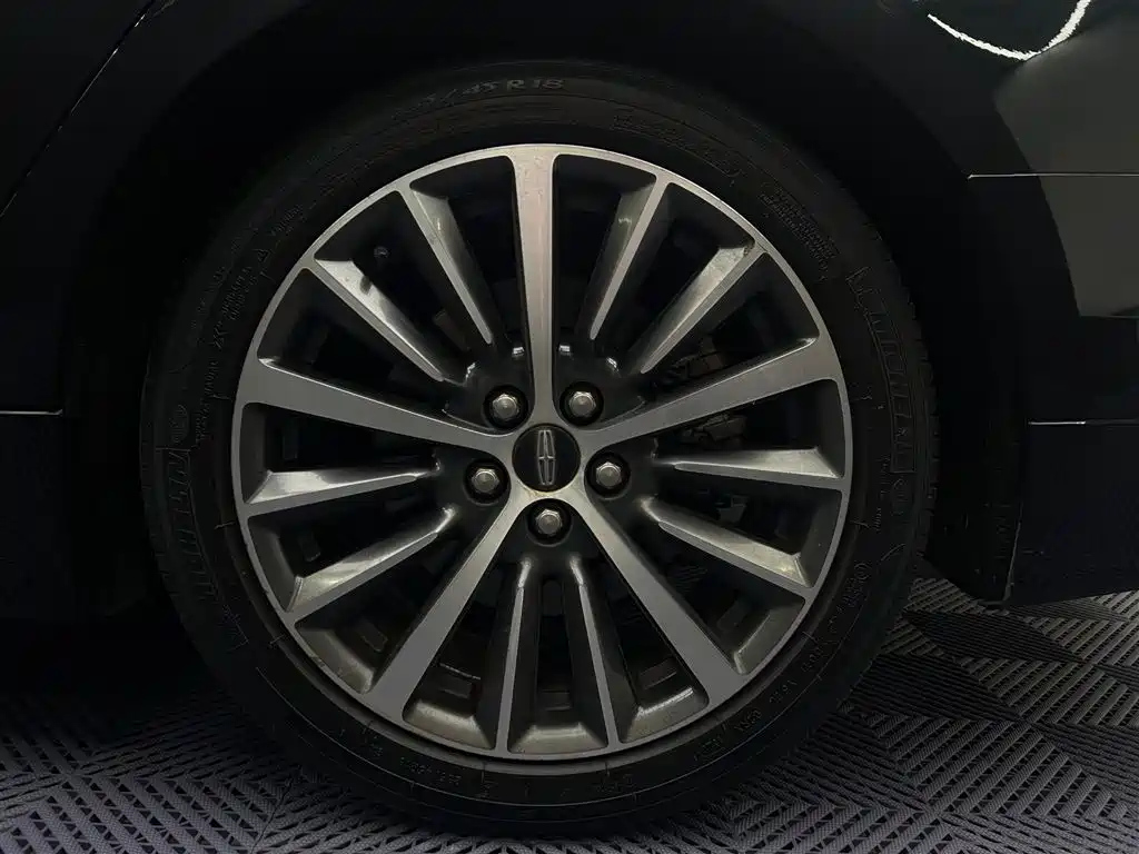 LINCOLN MKZ 2017