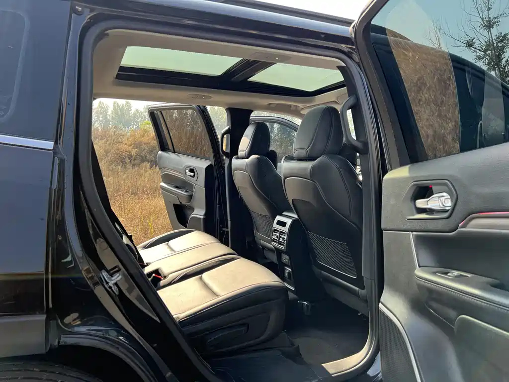 JEEP BIG 指挥官 2022