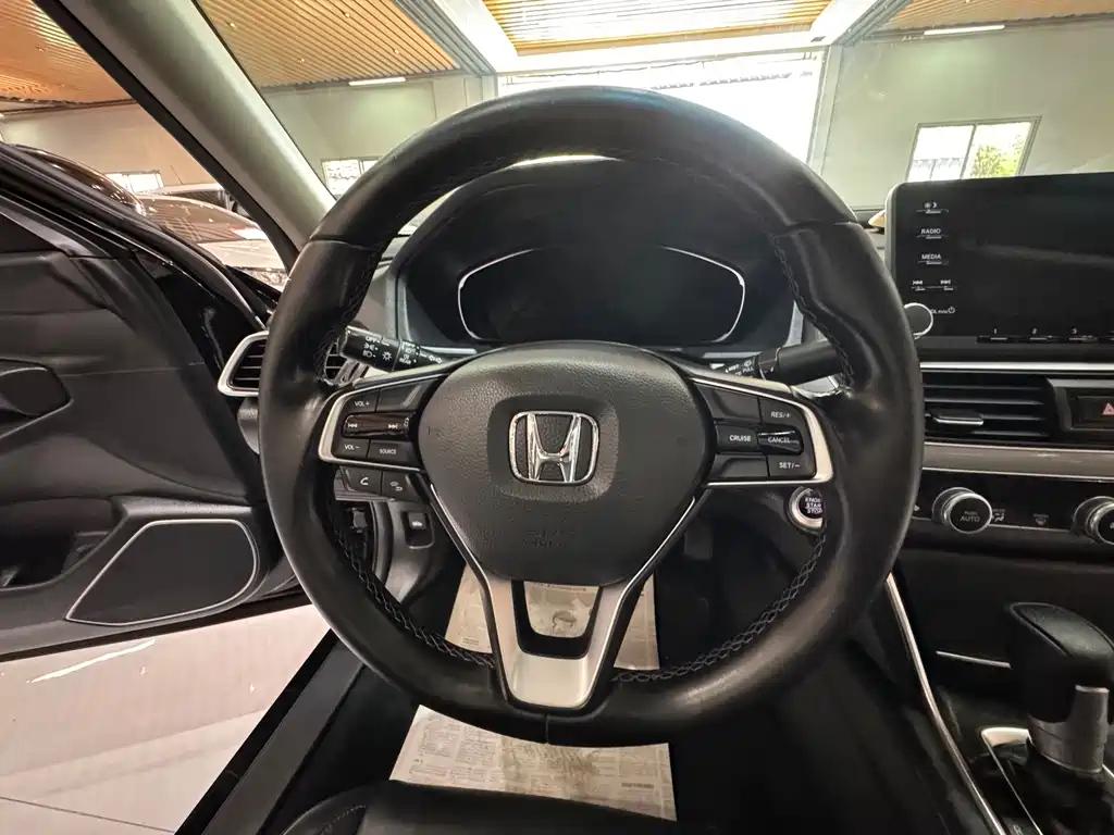 HONDA ACCORD 2021