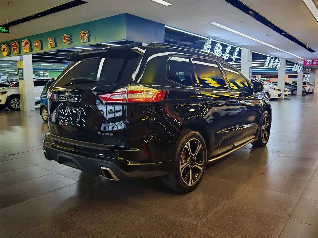 FORD EDGE 2021