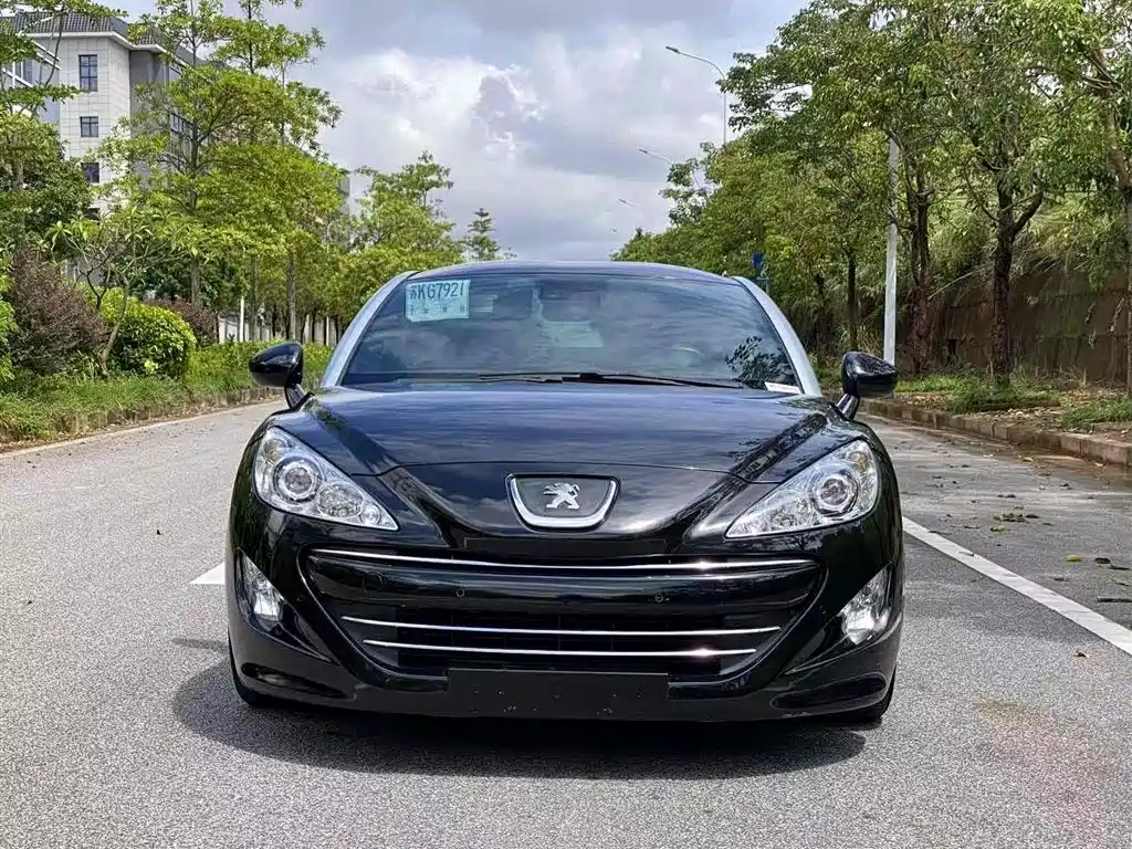 PEUGEOT RCZ 2011