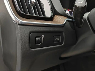VOLVO XC60 2021 YEAR T5 4WD DELUXE EDITION 2021
