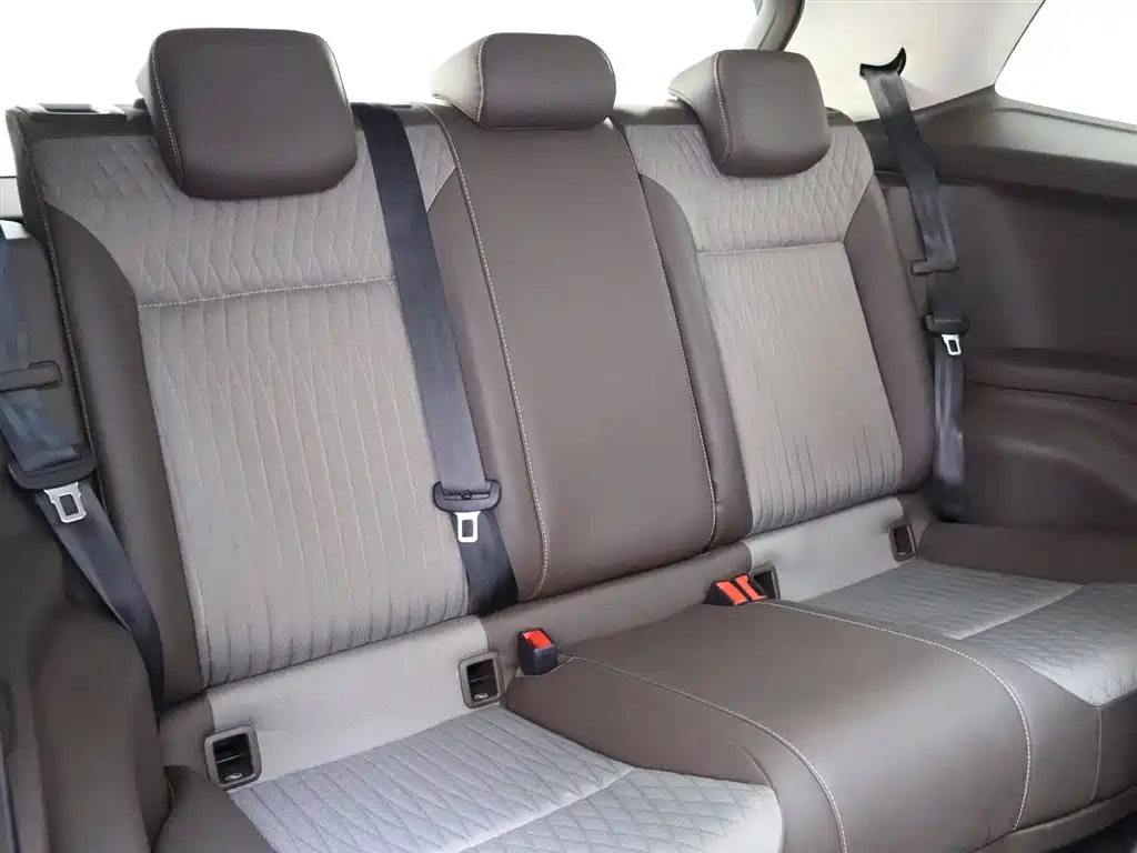 VOLKSWAGEN VILORAN 2024