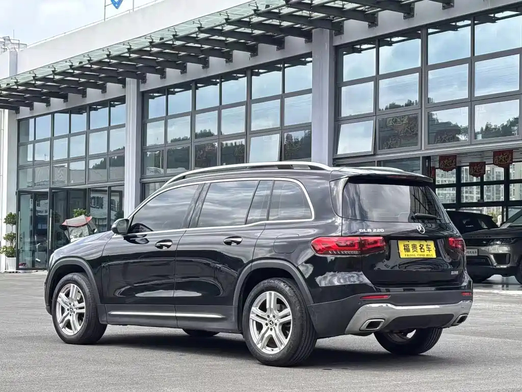 MERCEDES BENZ GLB 2022