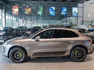 PORSCHE MACAN 2022 YEAR MACAN 2.0T 2022