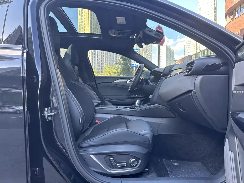 LYNK&CO 02 HATCHBACK 2022