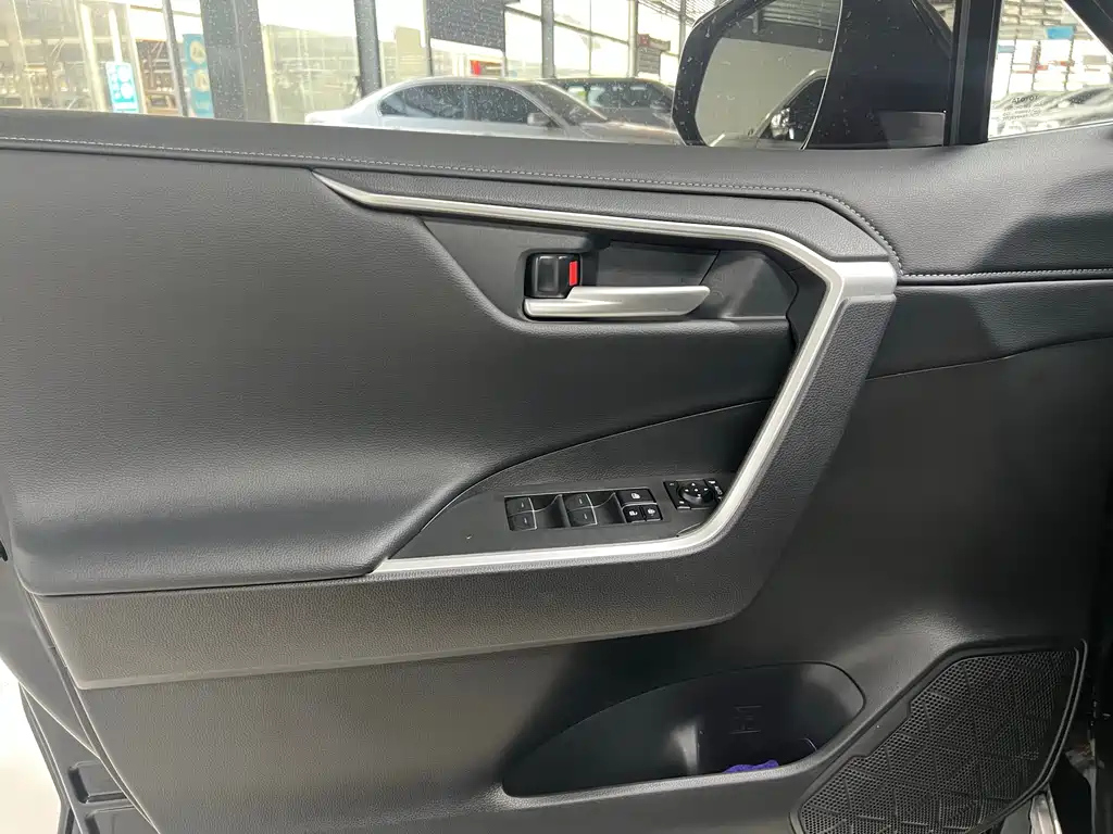 TOYOTA WILDLANDER 2023