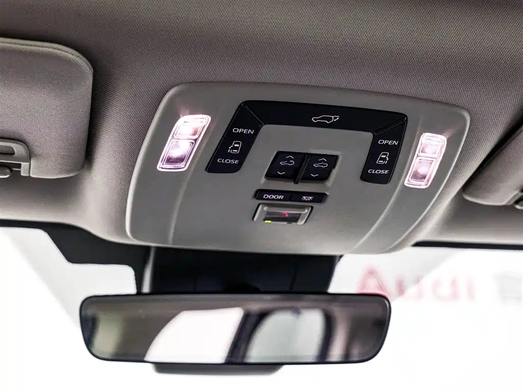 TOYOTA SIENNA SIENNA 2023