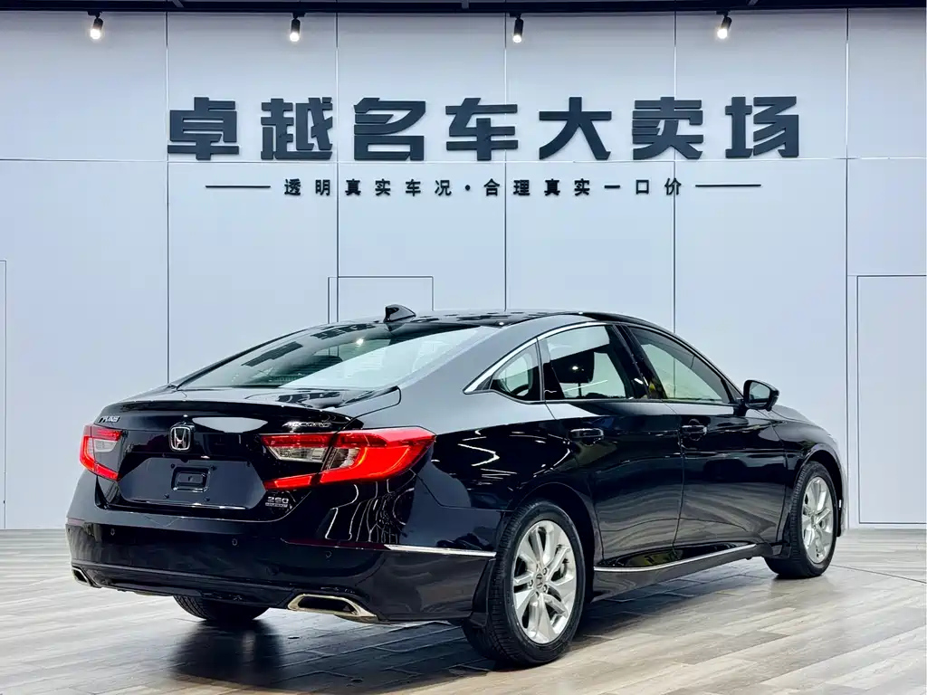 HONDA ACCORD 2018
