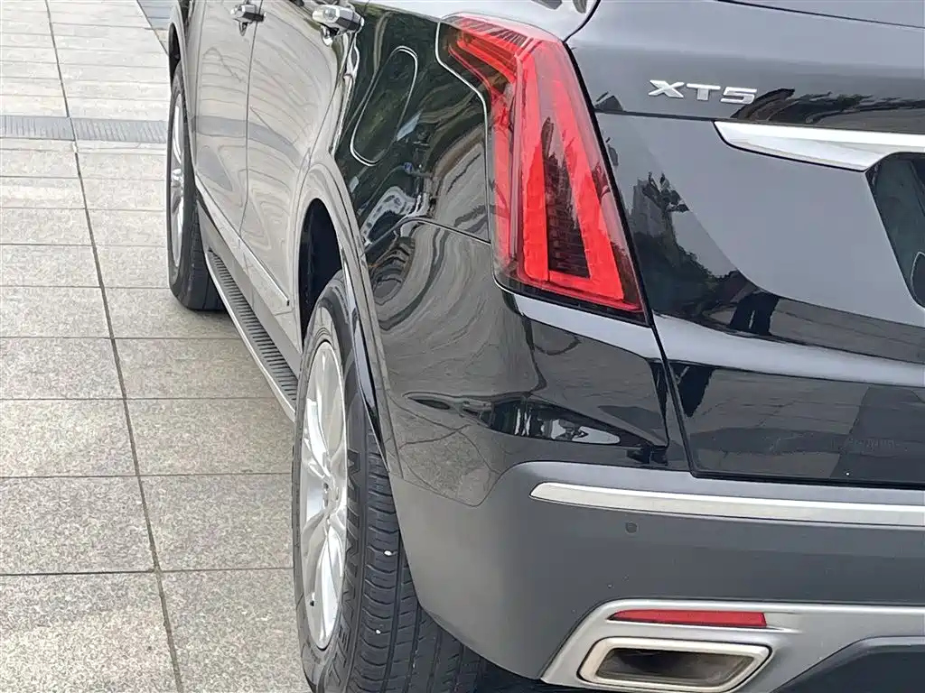CADILLAC XT5 2022