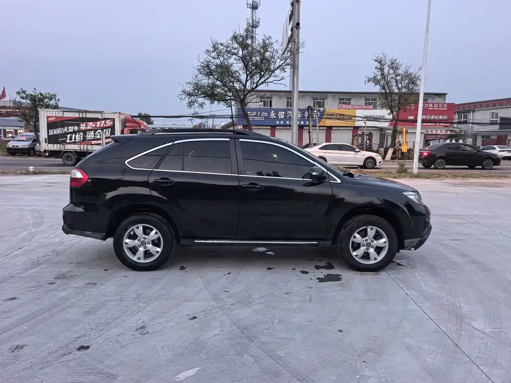BYD S6 2013