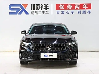 VOLKSWAGEN PASSAT 2023
