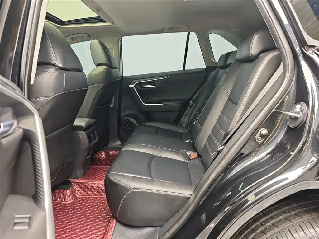 TOYOTA RAV4 RONGFANG 2020