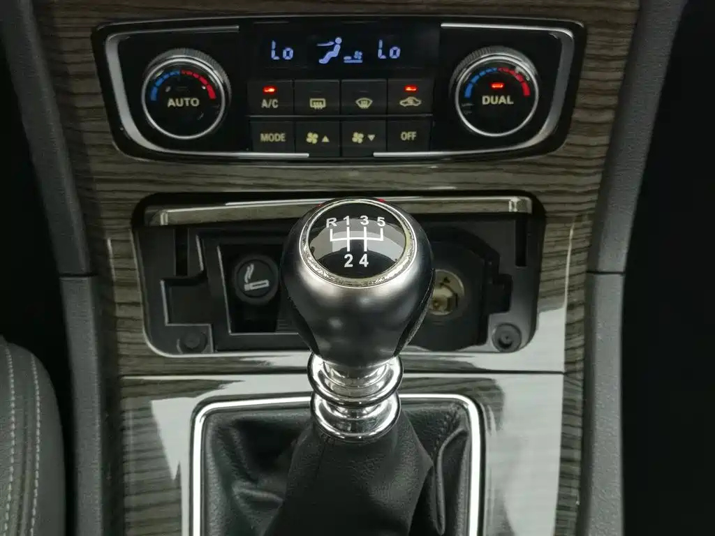 ZOTYE T600 2016