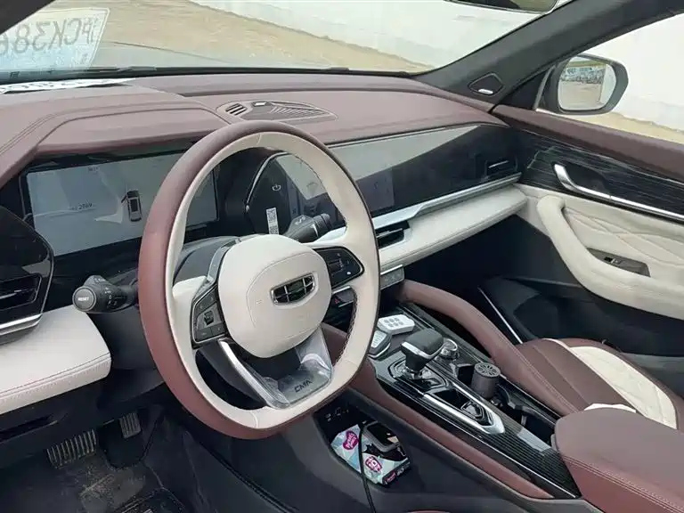 GEELY AUTO MONJARO 2022